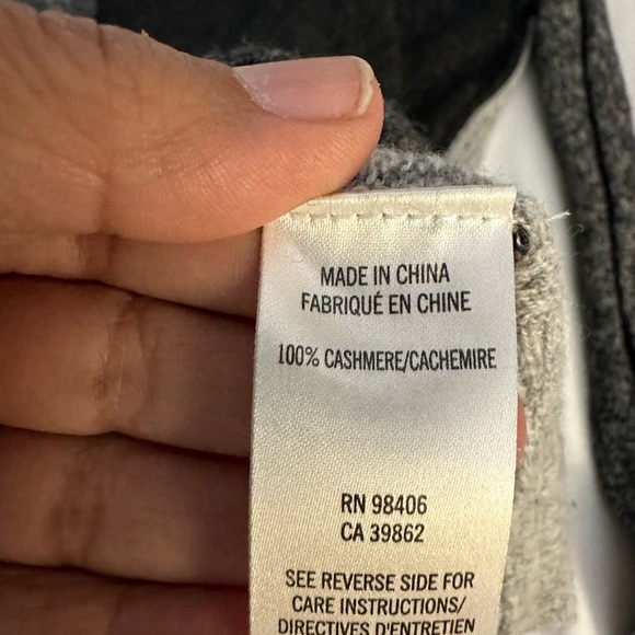 Theory Tarledia HM Cashmere Sweater - Picture 7 of 7